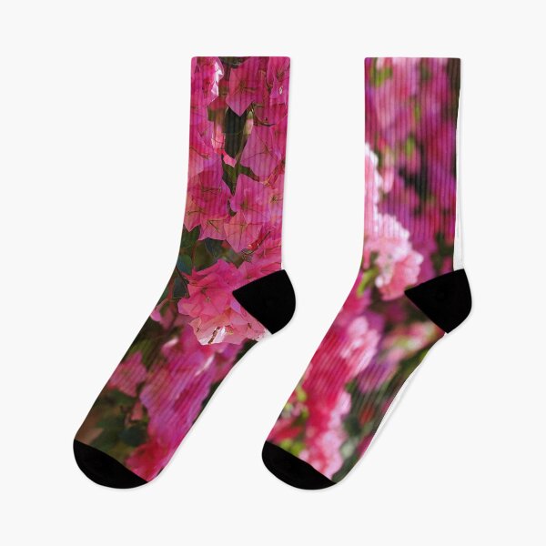 Artikelvorschau, Rosa Bougainvillea-Wand entworfen und verkauft von mshepdog.