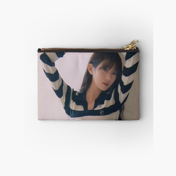 Artikelvorschau, Jang Wonyoung IVE Mine entworfen und verkauft von Valereekmerch.