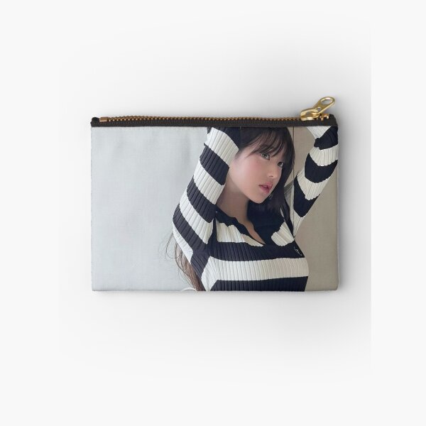 Artikelvorschau, Jang Wonyoung IVE Mine entworfen und verkauft von Valereekmerch.