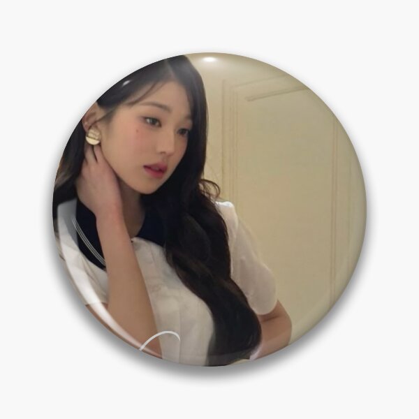Artikelvorschau, Jang Wonyoung IVE Mine entworfen und verkauft von Valereekmerch.