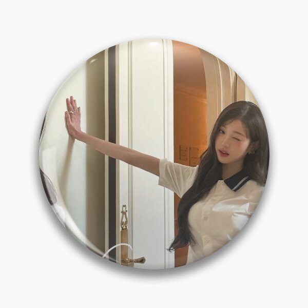 Artikelvorschau, Jang Wonyoung IVE Mine entworfen und verkauft von Valereekmerch.