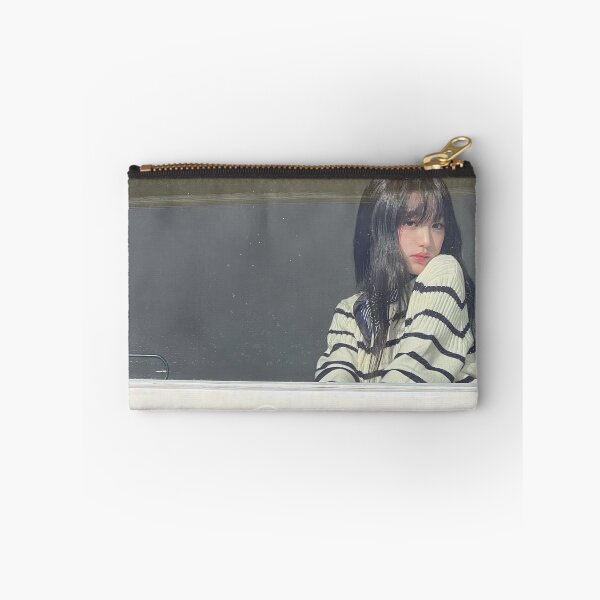 Artikelvorschau, Jang Wonyoung IVE Mine entworfen und verkauft von Valereekmerch.