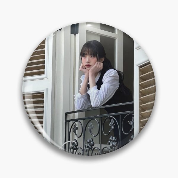 Artikelvorschau, Jang Wonyoung IVE Mine entworfen und verkauft von Valereekmerch.