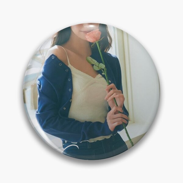 Artikelvorschau, Jang Wonyoung IVE Mine entworfen und verkauft von Valereekmerch.