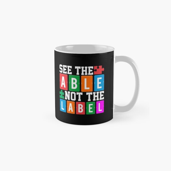 Vista previa del artículo con la obra «Vea la camiseta de Able Not The Label, ropa de reconocimiento de autismo en colores», diseñado y vendido por DynamicDesign.