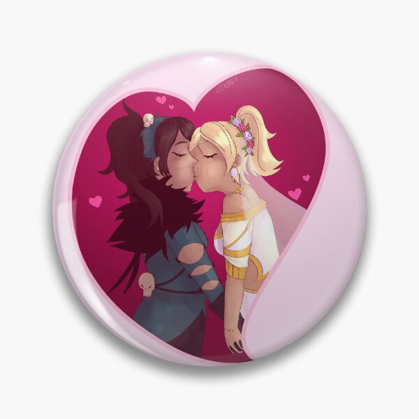 Item preview, Marjory and Kasmeer Kiss gw2 designed and sold by Otvian.