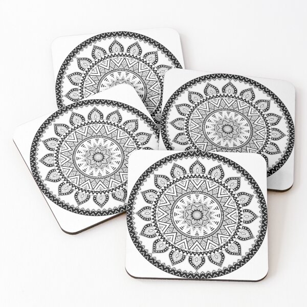 Artikelvorschau, Mandala mit afrikanisch inspirierten Mustern in schwarz und weiß entworfen und verkauft von Audrey Janvier | AJD.