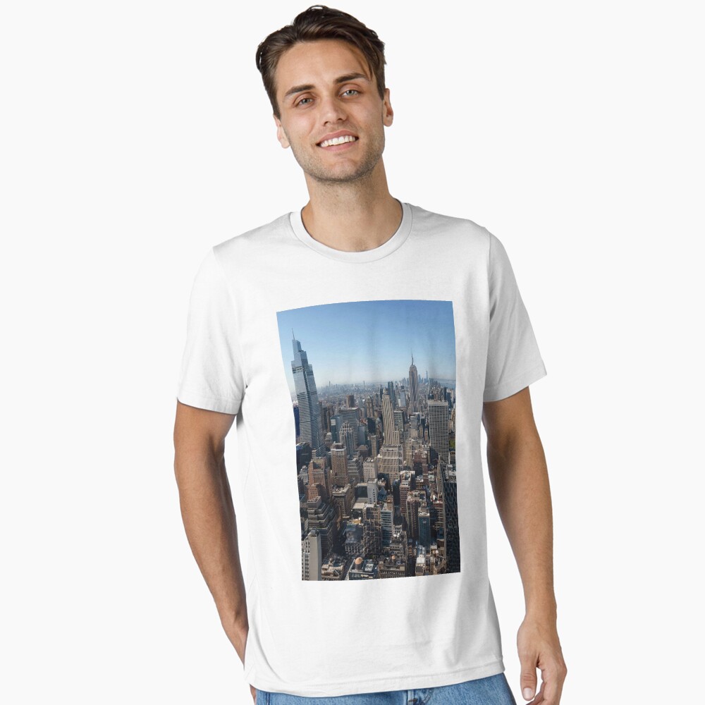 Artikel-Vorschau von Essential T-Shirt, designt und verkauft von Portalius.