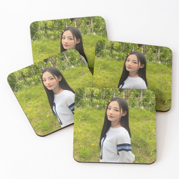 Item preview, Minji genial contigo designed and sold by Valereekmerch.