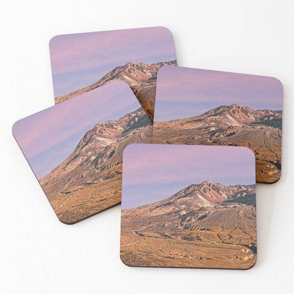 Artikelvorschau, Mount St. Helens bei Sonnenuntergang 5 entworfen und verkauft von Alex Preiss.