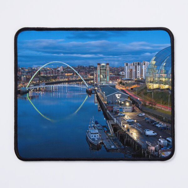Item preview, Río Tyne al atardecer, Newcastle-Gateshead designed and sold by Rob Cole Photography.