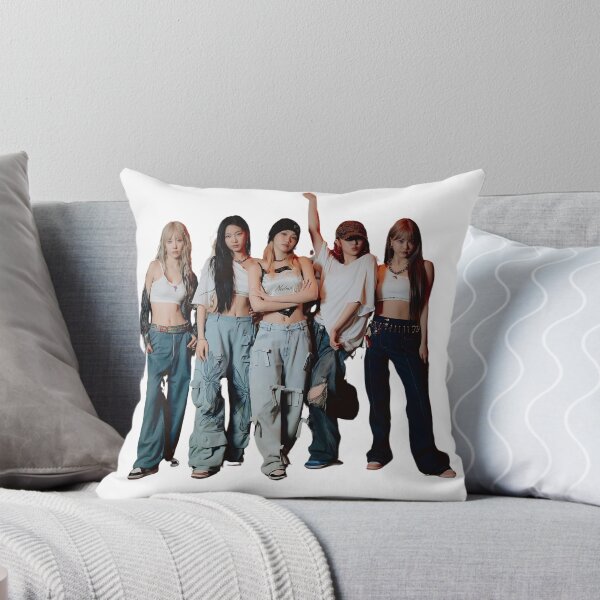 Item preview, LE SSERAFIM (KPOP) designed and sold by jaofnn.