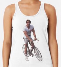 Arnold auf einem Fahrrad Tanktop für Frauen