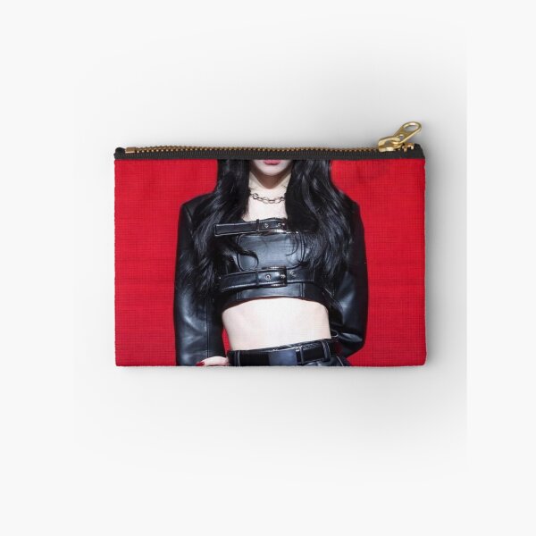 Artikelvorschau, ITZY CHAERYEONG GEBOREN entworfen und verkauft von Valereekmerch.