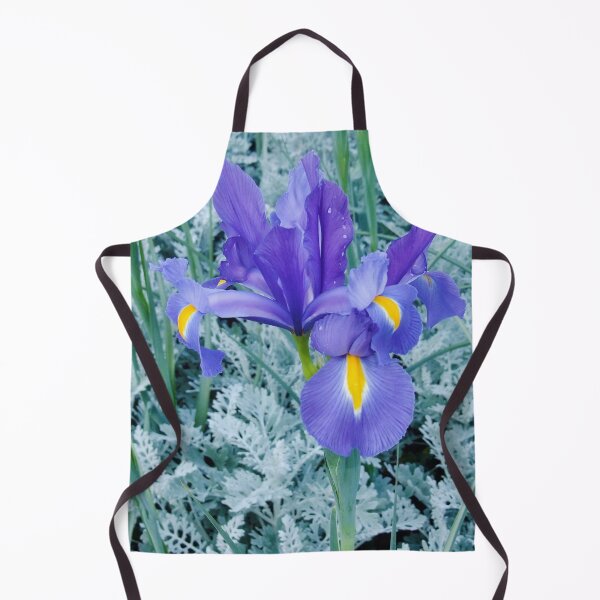 Artikelvorschau, Lila Iris entworfen und verkauft von Designsbygroovy.