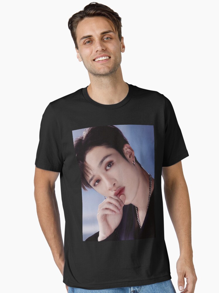 Stray Kids Bang Chan hot sexy abs photoshoot skz kpop boy group