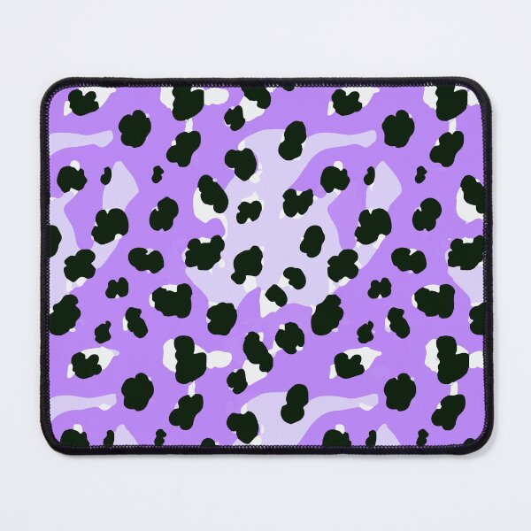 Item preview, Estampado de leopardo -Rosa designed and sold by Timegraf.