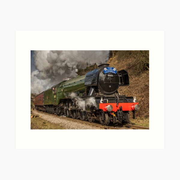 Aperçu de l'œuvre  sortant des travaux le 24 février 1923 et initialement numéroté 1472. Il a été conçu par Sir Nigel Gresley dans le cadre de la classe A1 - les locomotives les plus puissantes utilisées par le chemin de fer. La voici sur le chemin de fer North Yorks Moors créée et vendue par Dave Hudspeth.