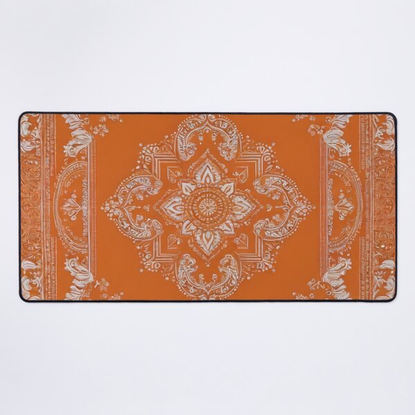 Artikelvorschau, RogerPattern – „Sophisticated Orange: Vielseitiges Bandana für Mode und Zuhause“ entworfen und verkauft von RogerPattern.