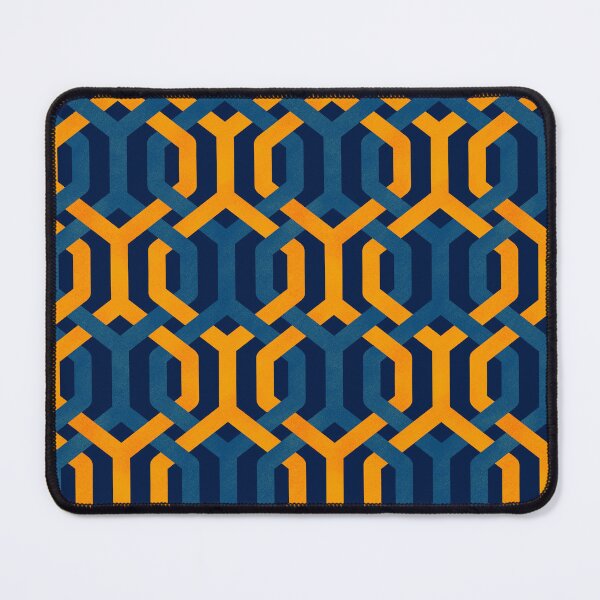 Item preview, Chainlink knotwork design designed and sold by Celeste Bocchicchio-Chaudhri.