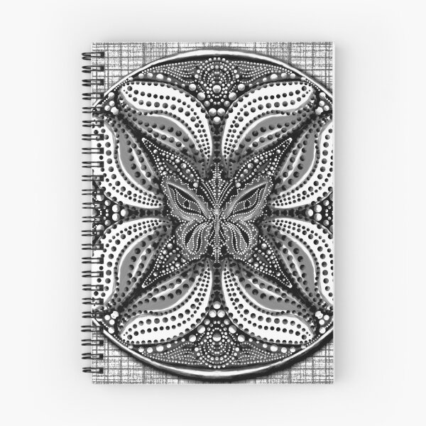 Aperçu de l'œuvre Papillon noir en argent créée et vendue par CelCorDesigns.