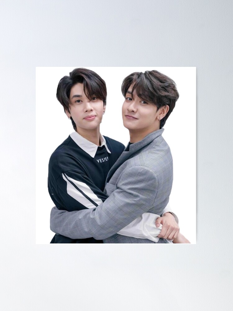 fposter,medium,wall_texture,