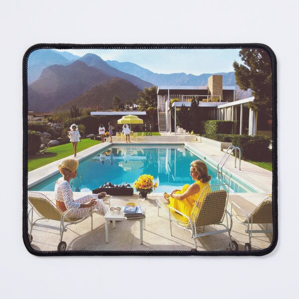 Aperçu de l'œuvre glamour au bord de la piscine créée et vendue par langstonc.