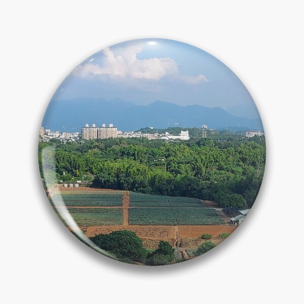 Artikelvorschau, Ananasfelder – Stadt Chaiyi – Taiwan – Formosa – Fotodruck entworfen und verkauft von TheHappyK.