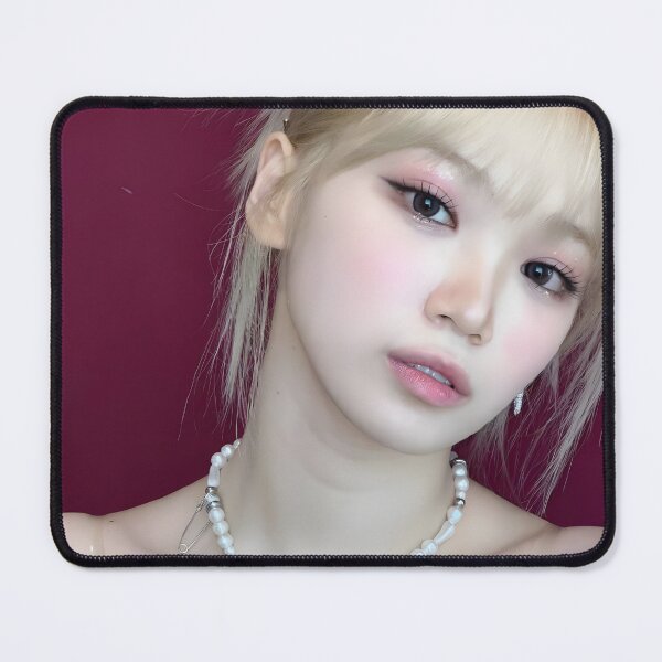 Aperçu de l'œuvre Le Sserafim Chaewon Facile Kim Chaewon créée et vendue par Valereekmerch.