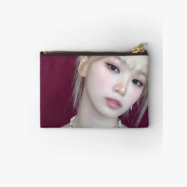 Artikelvorschau, Le Sserafim Chaewon Easy Kim Chaewon entworfen und verkauft von Valereekmerch.