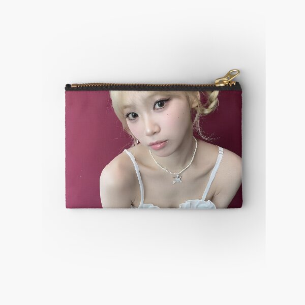 Artikelvorschau, Le Sserafim Chaewon Easy Kim Chaewon entworfen und verkauft von Valereekmerch.