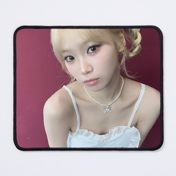 Aperçu de l'œuvre Le Sserafim Chaewon Facile Kim Chaewon créée et vendue par Valereekmerch.
