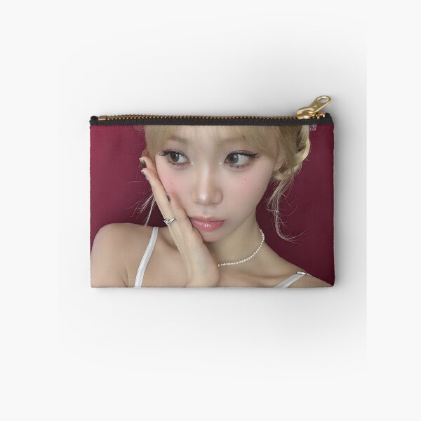 Artikelvorschau, Le Sserafim Chaewon Easy Kim Chaewon entworfen und verkauft von Valereekmerch.