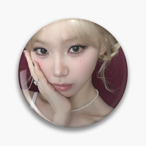 Artikelvorschau, Le Sserafim Chaewon Easy Kim Chaewon entworfen und verkauft von Valereekmerch.