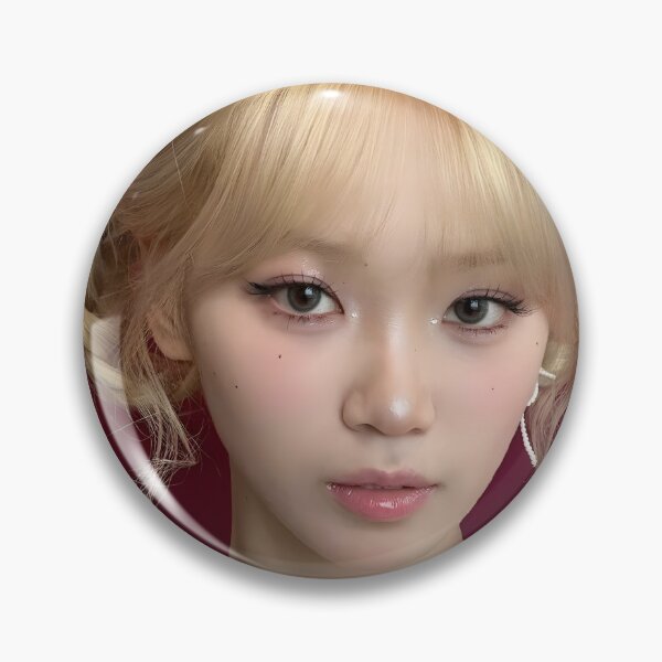 Artikelvorschau, Le Sserafim Chaewon Easy Kim Chaewon entworfen und verkauft von Valereekmerch.