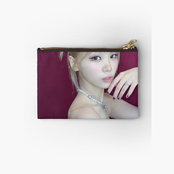 Artikelvorschau, Le Sserafim Chaewon Easy Kim Chaewon entworfen und verkauft von Valereekmerch.