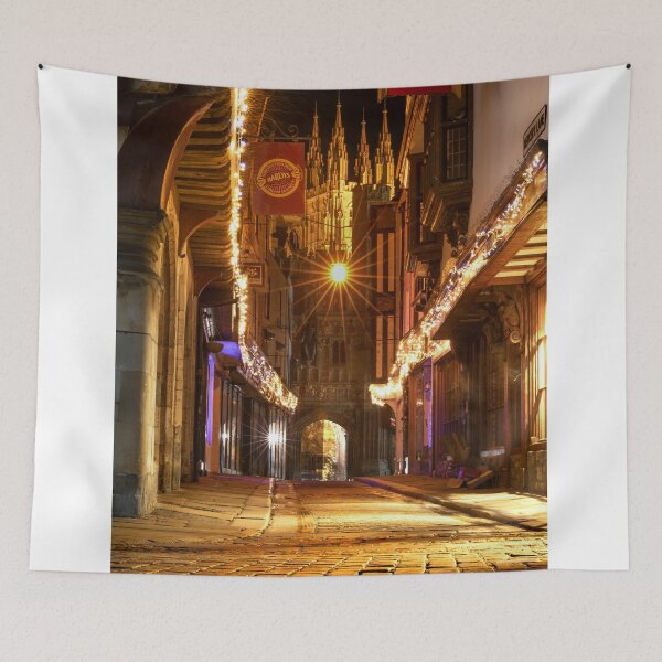 Item preview, Catedral de Canterbury en una noche de Navidad designed and sold by rogerstanger.