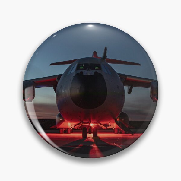 Artikelvorschau, Airbus A400M Atlas Militärtransportflugzeug entworfen und verkauft von Drew McAvoy.