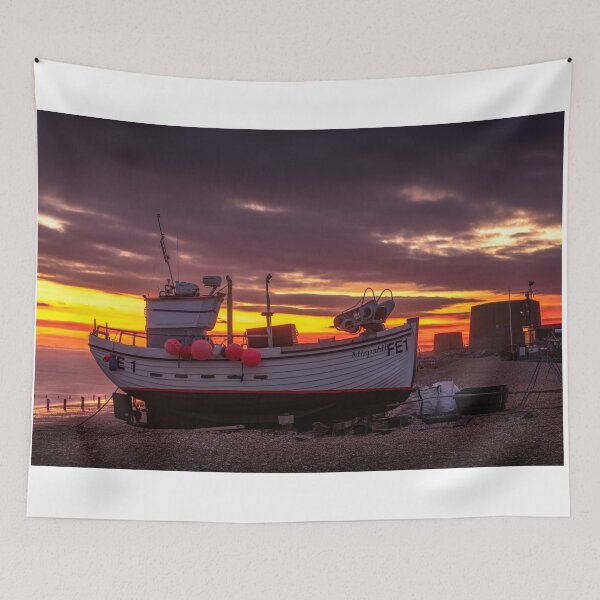 Aperçu de l'œuvre Coucher de soleil sur la plage des pêcheurs, Hythe, Kent créée et vendue par rogerstanger.