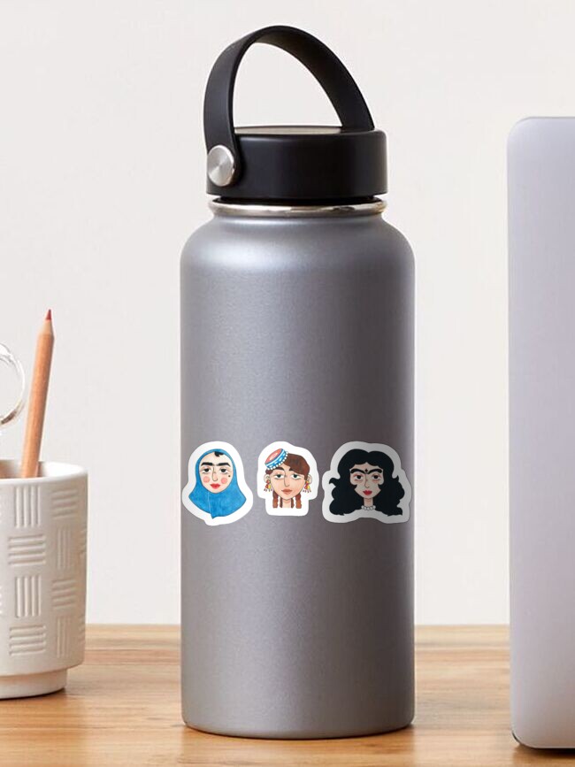 Aperçu 1 sur 3. Sticker avec l'œuvre filles qajar créée et vendue par mintcult.