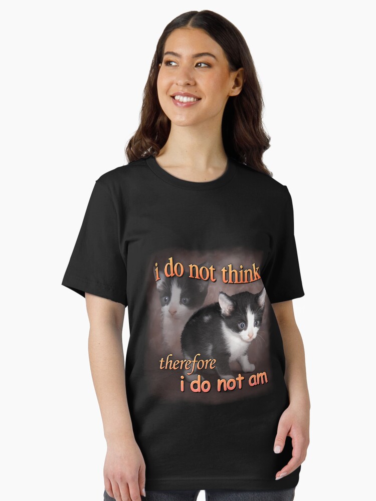 Imagen 2 de 7, Camiseta esencial con la obra No pienso, luego no existo - Retrato de gato meme, diseñada y vendida por Henriath.