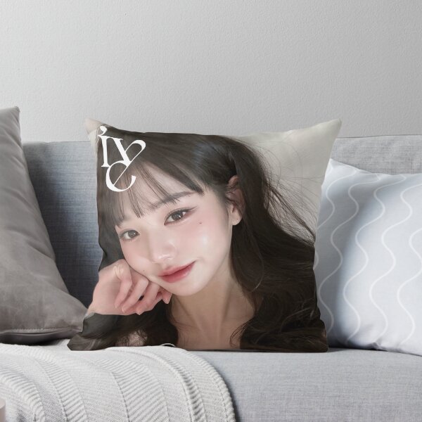 Artikelvorschau, IVE WONYOUNG IVE Meins entworfen und verkauft von Valereekmerch.