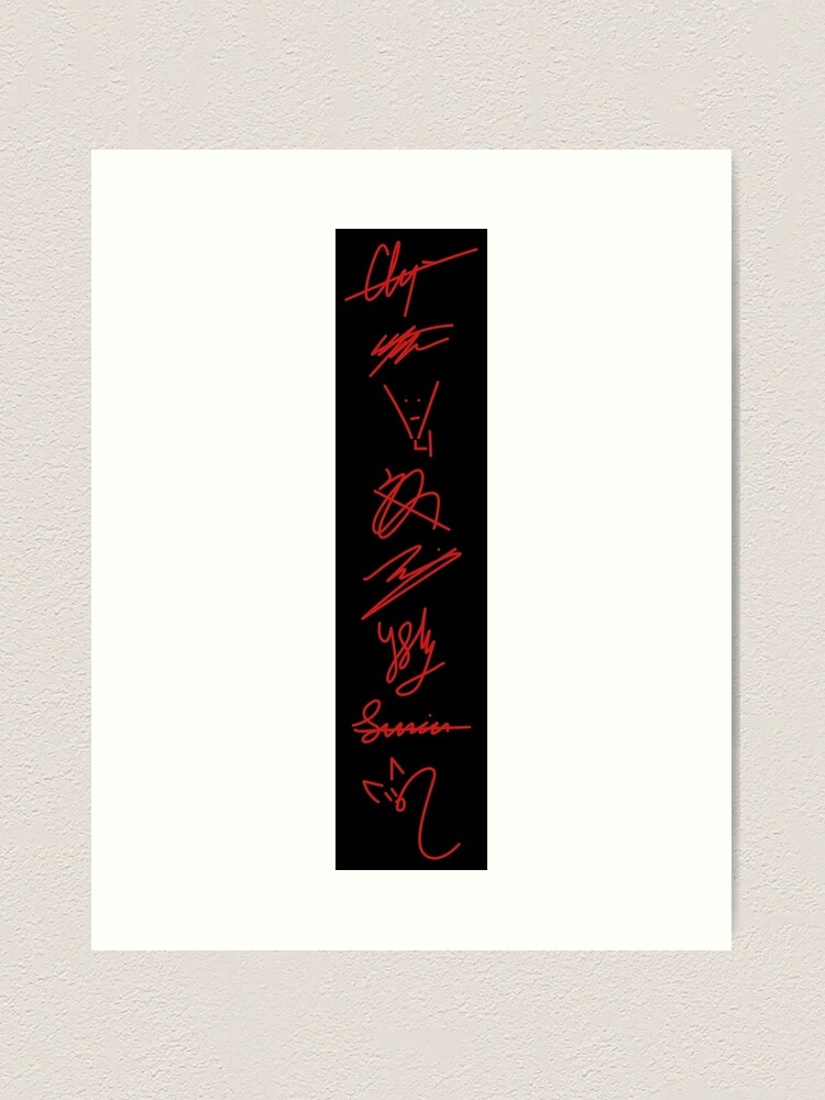 STRAY KIDS SIGNATURE