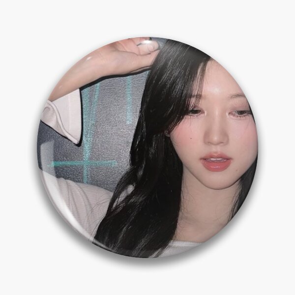 Aperçu de l'œuvre IVE GAEUL IVE Mine créée et vendue par Valereekmerch.
