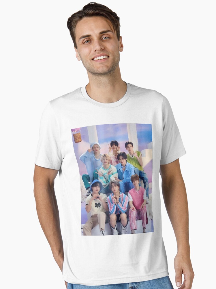 Stray Kids 08 Tシャツ Stray Kids SKZ 2024 cute colourful happy smiling idols white