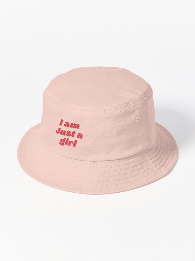 Imagen 1 de 6, Gorro de pescador con la obra soy solo una chica, diseñada y vendida por girlstrend.