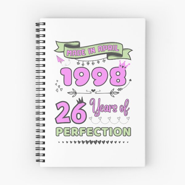 Artikelvorschau, Hergestellt im April 1998. 26 Jahre Perfektion, Aufkleber zum 26. Geburtstag, offiziell 26, Geburtstagsaufkleber für Frauen, personalisiertes Geschenk zum 26. Geburtstag entworfen und verkauft von amchtakkosa1.