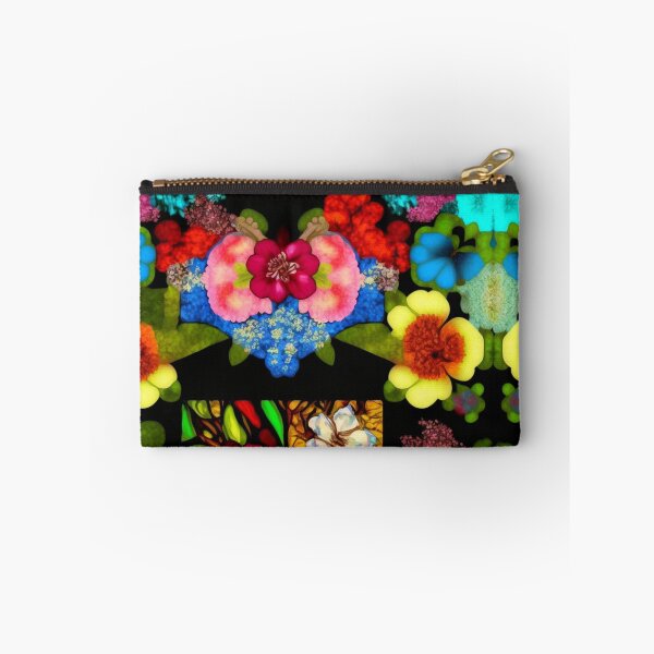Artikelvorschau, Fantasiemuster Blumen Blütenteppich bunt Blüten Geometrik  entworfen und verkauft von G-M-Designs.