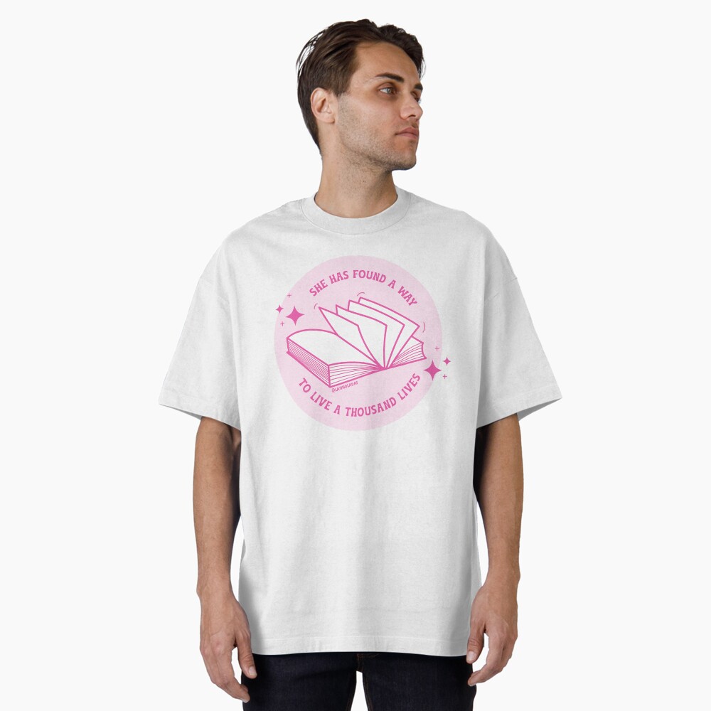 Artikel-Vorschau von Oversized T-Shirt, designt und verkauft von Latinoladas.