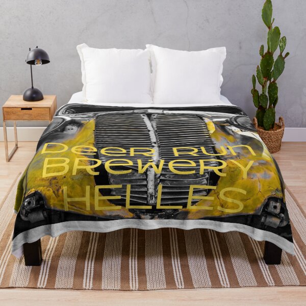 Item preview, cerveza HELLES designed and sold by Lynnchabot.